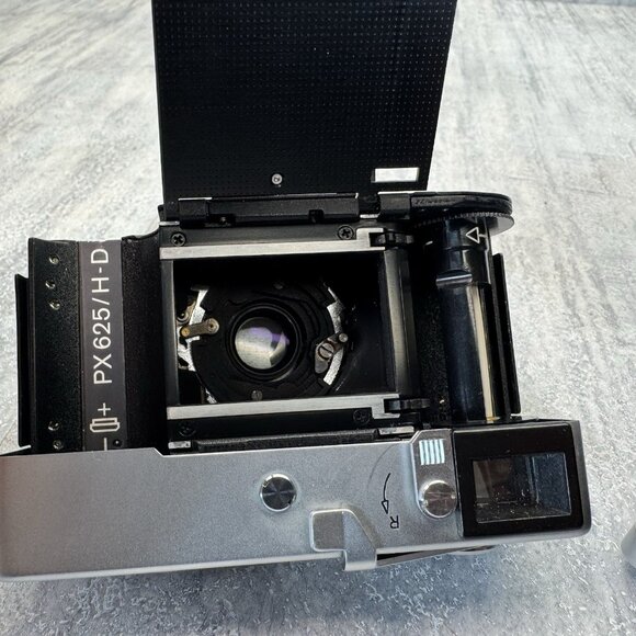 Vintage Rare Rollei 35 S Camera W/ Case Singapore Untested - Picture 11 of 16